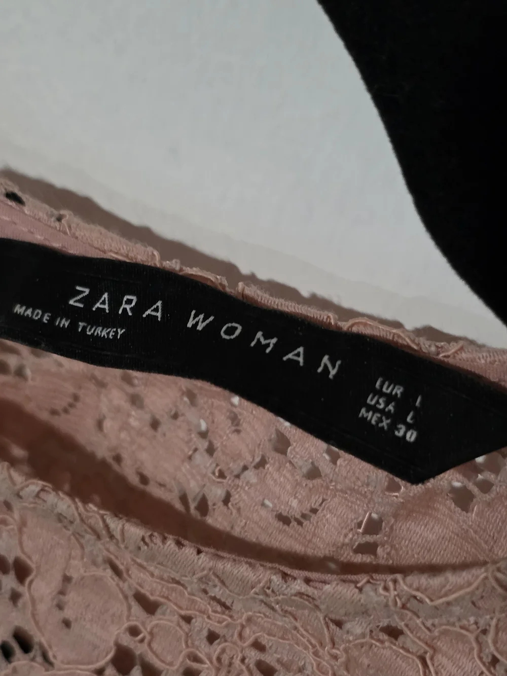 Zara Pink Lace Bell-Sleeve Blouse - Picture 7 of 7